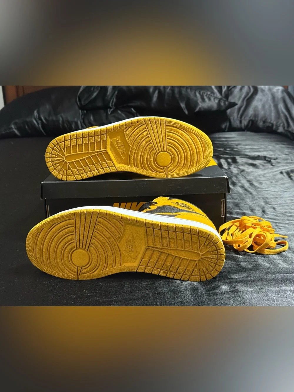 Men's Size 12 - Jordan 1 Retro High Pollen
